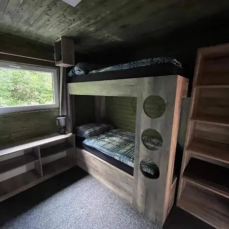 Houseboat U Vodnika *